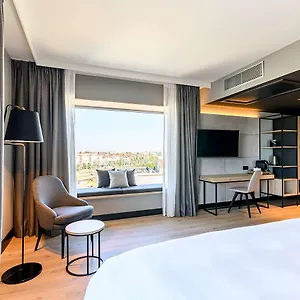 Radisson Berchem 4*, Anvers Belçika