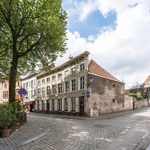 Lake Suites *** Brugge